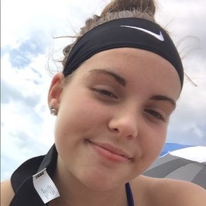 Meet your Posher, Jade